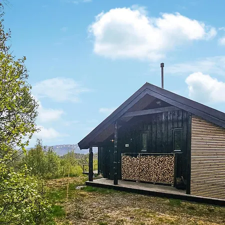 Stunning In Edland With Sauna 펜션