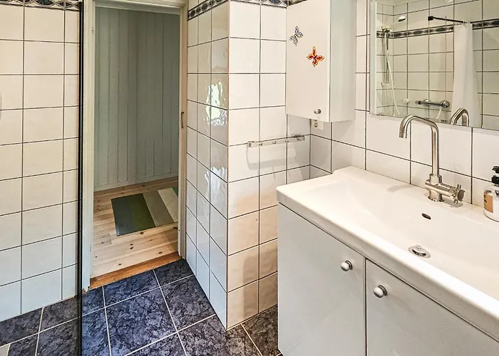 Stunning In Edland With Sauna *