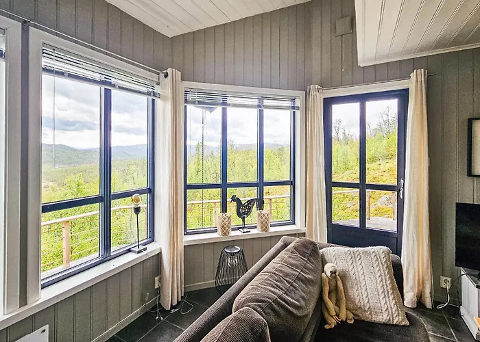 Stunning In Edland With Sauna *
