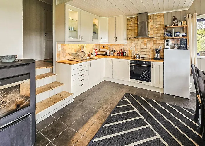 Stunning In Edland With Sauna * Nesland